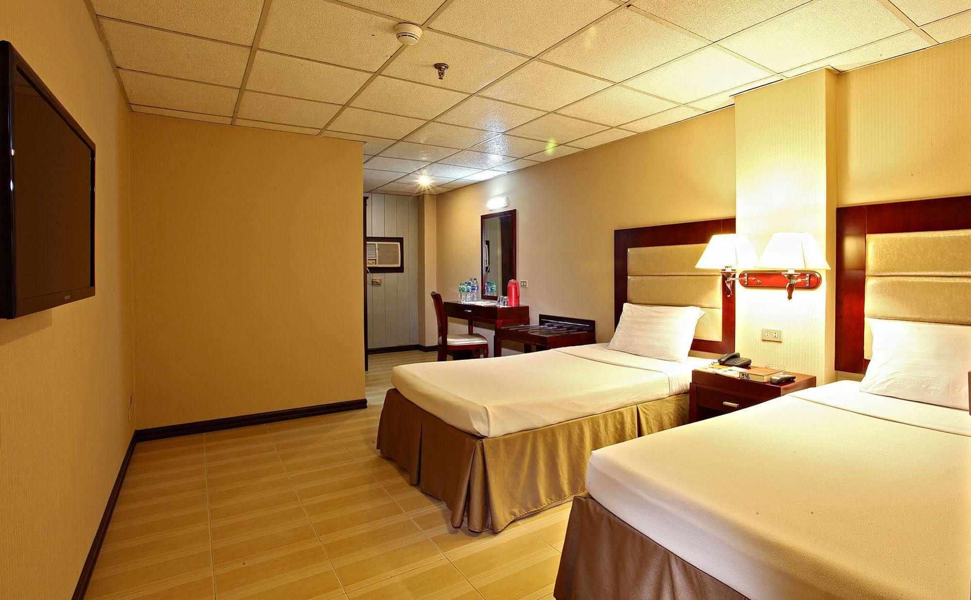 Star Plaza Hotel Dagupan City Exterior photo